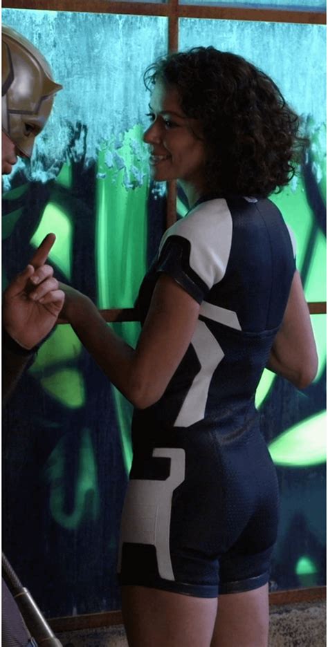 tatiana maslany ass